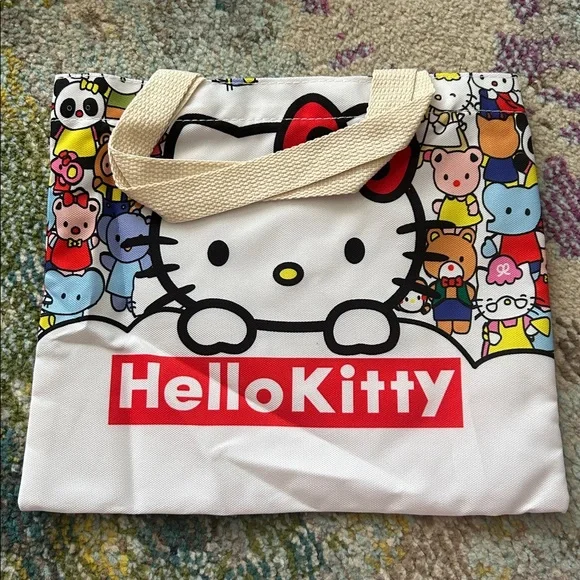 * FREE with $25 Purchase* Hello Kitty Mini Bag NEW - Picture 2 of 2